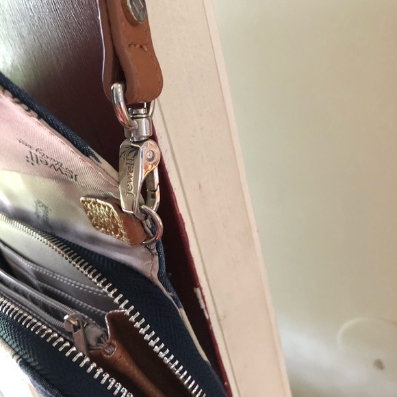 31 small purse - Picture 4 of 4